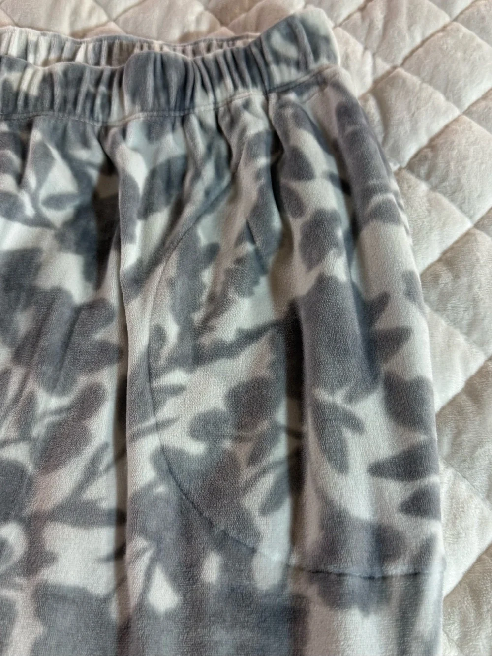 Simply Vera Vera Wang Velour Pajama Set Gray Floral Joggers Loungewear Large